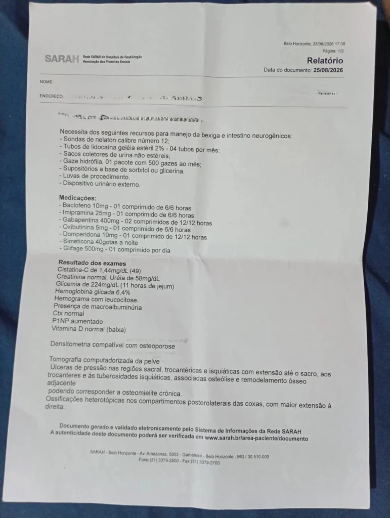 Trechos de relatórios médicos com diferentes quantidades mensais de materiais de cuidado